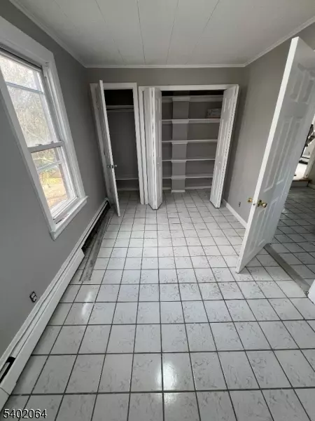 Elizabeth City, NJ 07201,552 Jefferson Ave