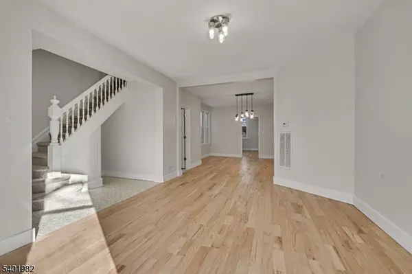 South Orange Village Twp., NJ 07079,61 Arnold Ter