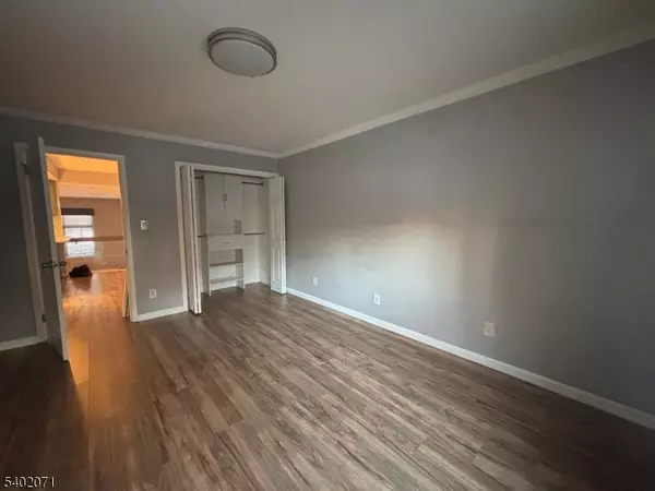 Secaucus Town, NJ 07094,224 Sandcastle Ky