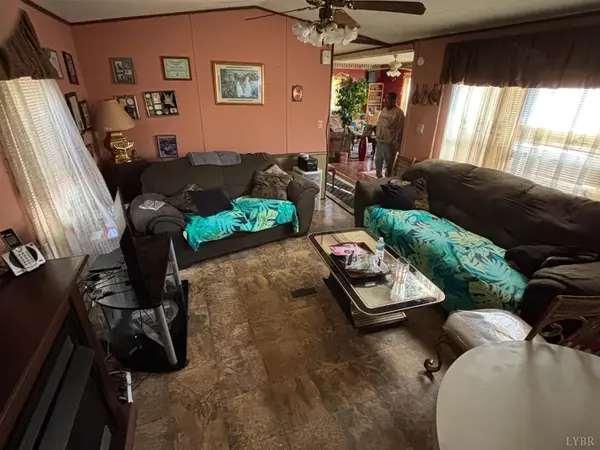 126 Napier DR, Concord, VA 24538