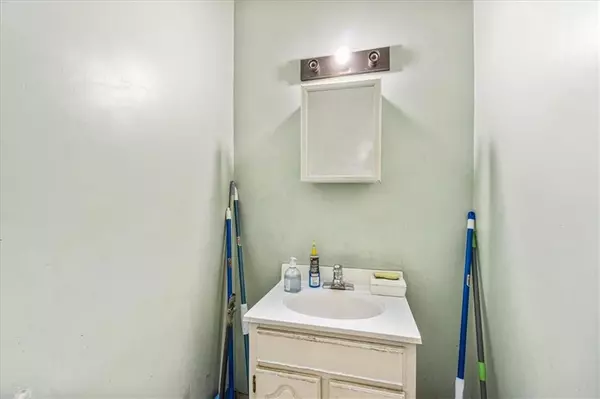 Queens, NY 11420,12003 Rockaway BLVD