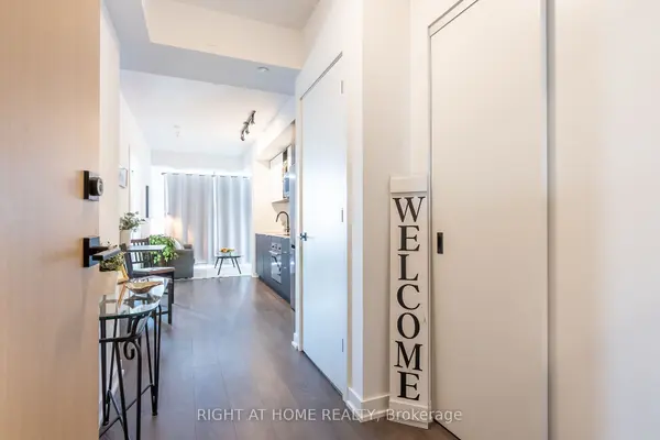 36 Zorra ST #1101, Toronto W08, ON M8Z 0G5