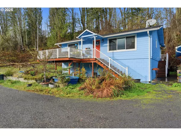 Castle Rock, WA 98611,120 Sandy Bend RD