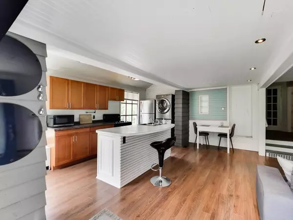 Burlington, ON L7P 0A4,6142 Guelph Line