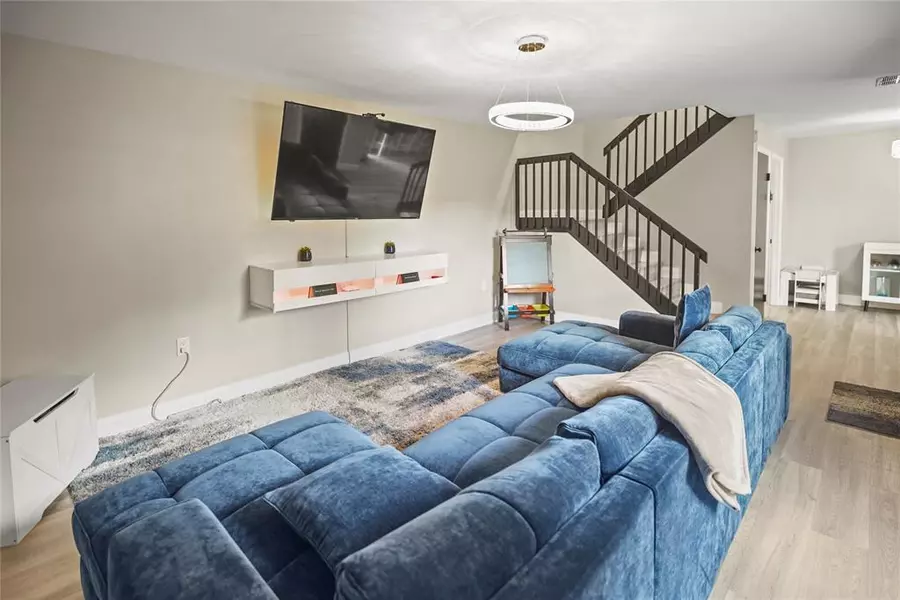 9104 SW 19th Pl #D, Davie, FL 33324