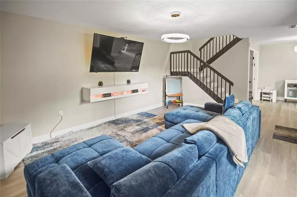 Davie, FL 33324,9104 SW 19th Pl #D