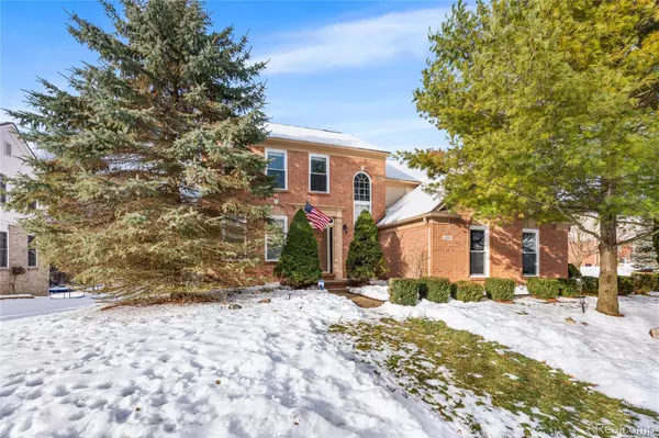 Lake Orion, MI 48362,489 N Washington ST