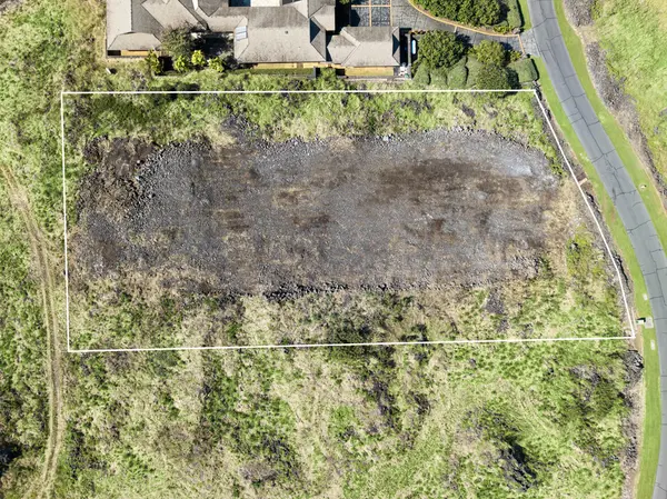 81-586 KAIUE ST, Kealakekua, HI 96750