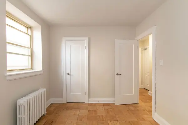 Toronto C02, ON M4V 2H4,398 Avenue RD #521