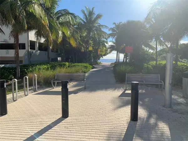 Pompano Beach, FL 33062,301 S Ocean Blvd #3