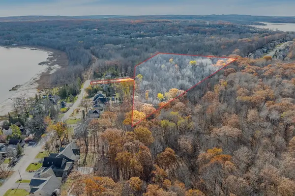 Tay, ON L0K 2A0,433 Robins Point RD