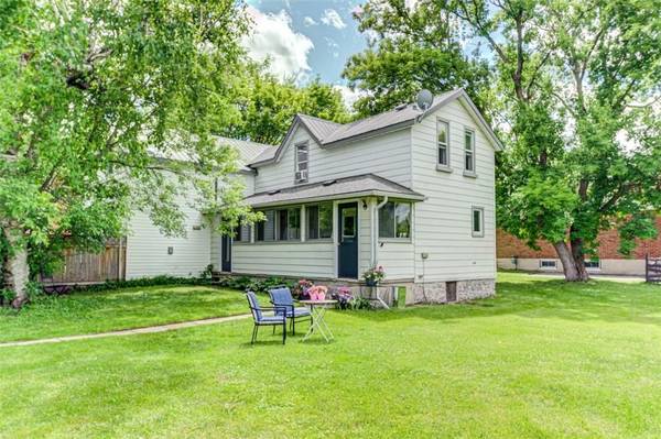 393 Second ST, Collingwood, ON L9Y 1G9