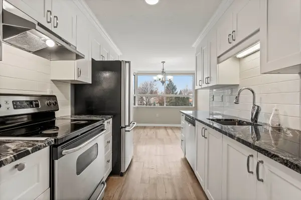 Cambridge, ON N3C 4B5,200 Jamieson Pkwy #205