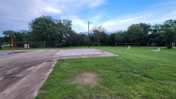 Granbury, TX 76049,325 Capricorn Drive