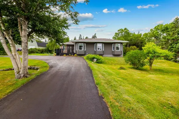 369-371 Dogberry Hill Road,  Portugal Cove,  NL A1M 1E7