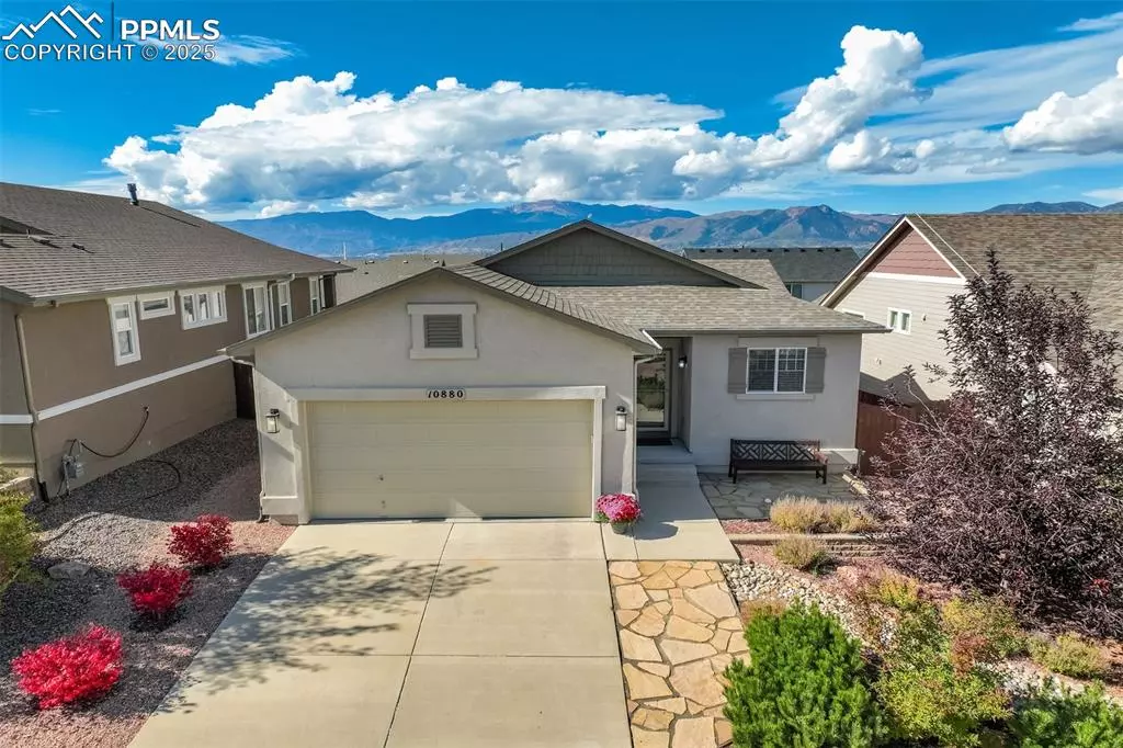 Colorado Springs, CO 80908,10880 Warm Sunshine DR
