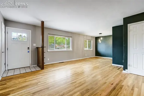 Colorado Springs, CO 80909,17 N Garland AVE