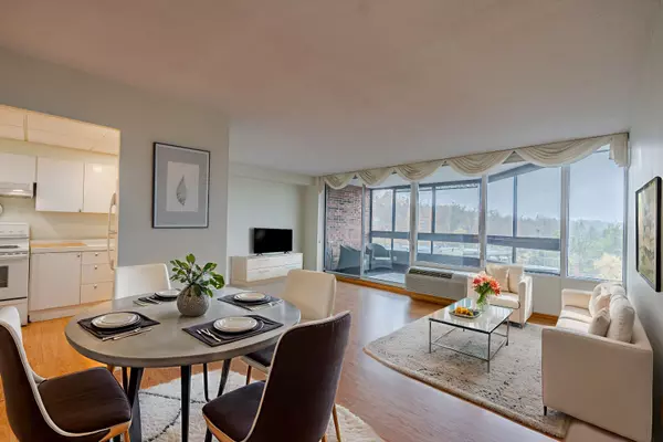 Barrie, ON L4M 5L6,181 Collier ST #803