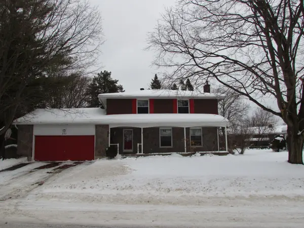 251 4th AVE, Hanover, ON N4N 2B6