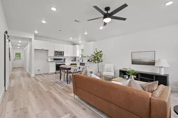 Wolfe City, TX 75496,308 Santa Fe