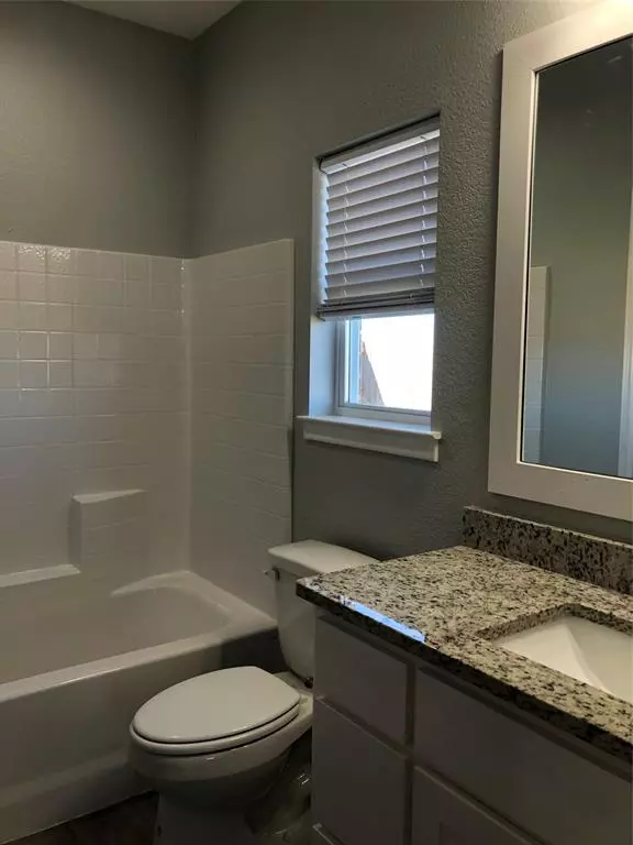 Grandview, TX 76050,110 Oakland Street #F