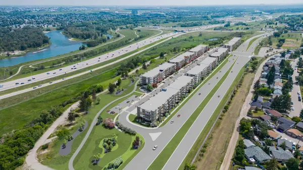 Calgary, AB T2J 0T2,9400 Blackfoot TRL SE #7120