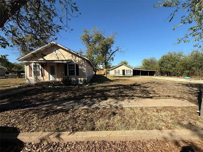 1814 S Neches Street #1816, Coleman, TX 76834