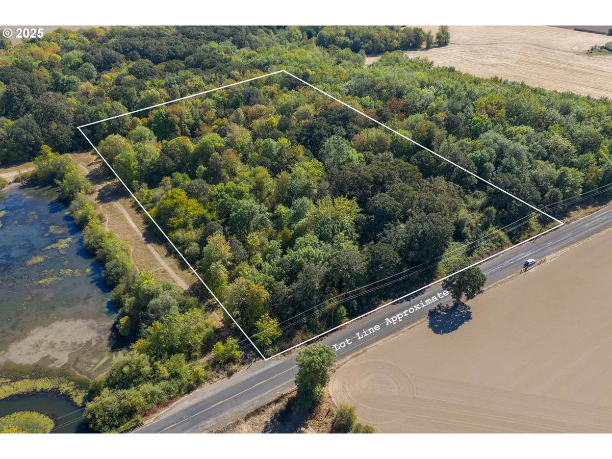 Albany, OR 97322,Three Lakes Rd SE #200