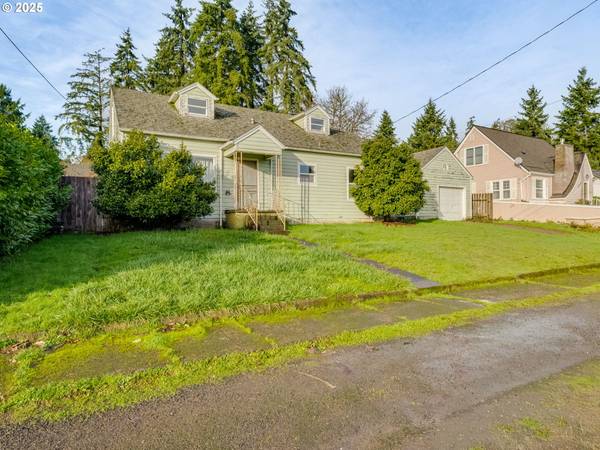 375 SW SPRUCE ST, Willamina, OR 97396