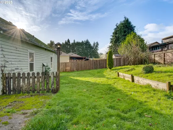 Willamina, OR 97396,375 SW SPRUCE ST