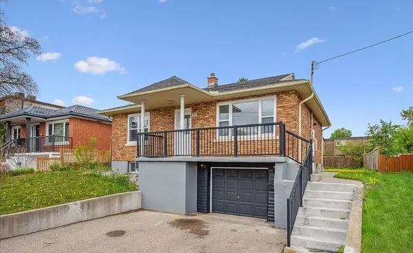 Kitchener, ON N2M 3A8,570 Victoria ST S
