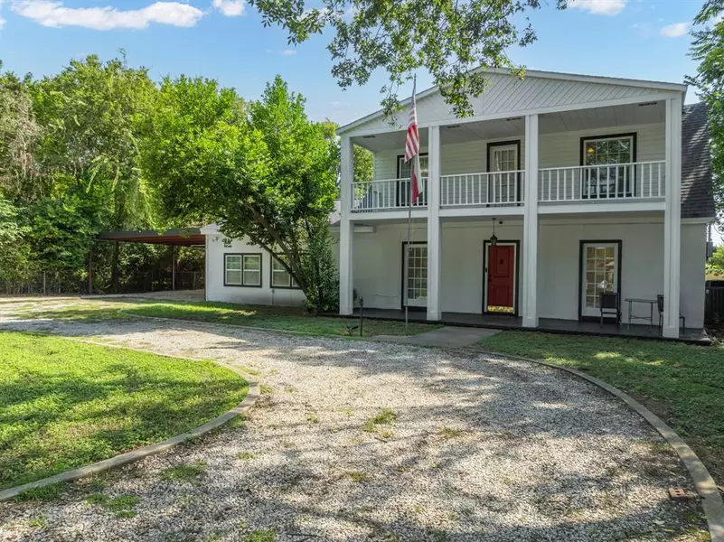 1504 Maple Street, Irving, TX 75060