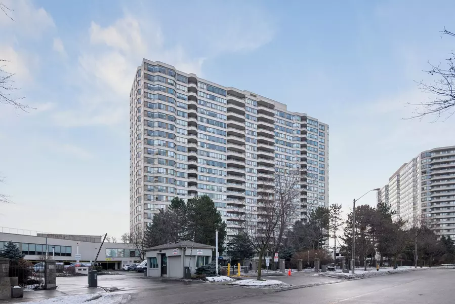 3 Greystone Walk DR #1021, Toronto E04, ON M1K 5J4