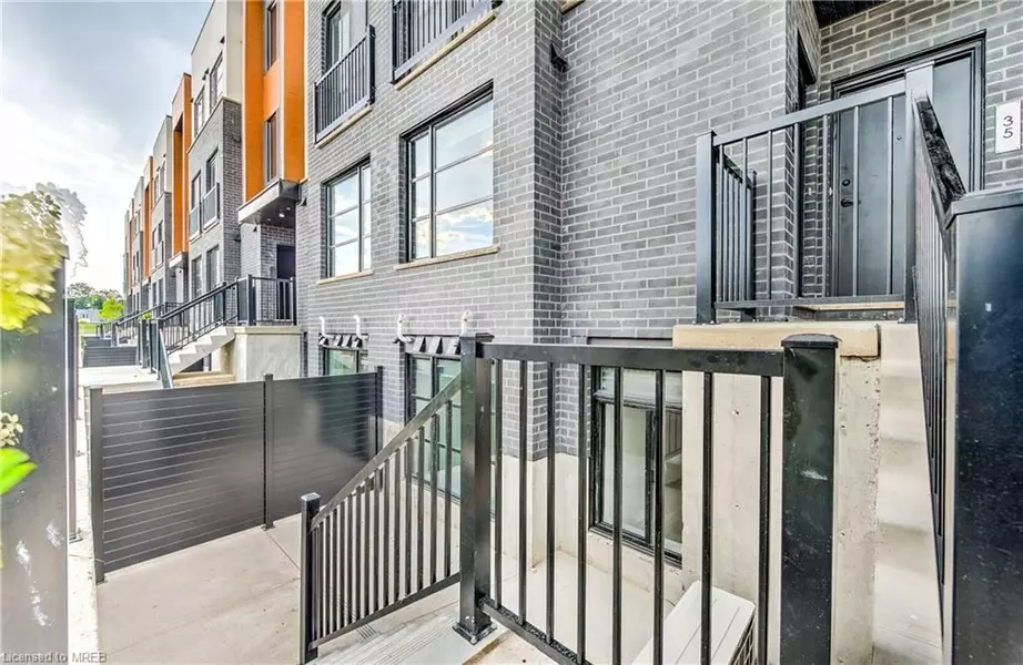 3900 Savoy ST #33, London South, ON N6P 0H9