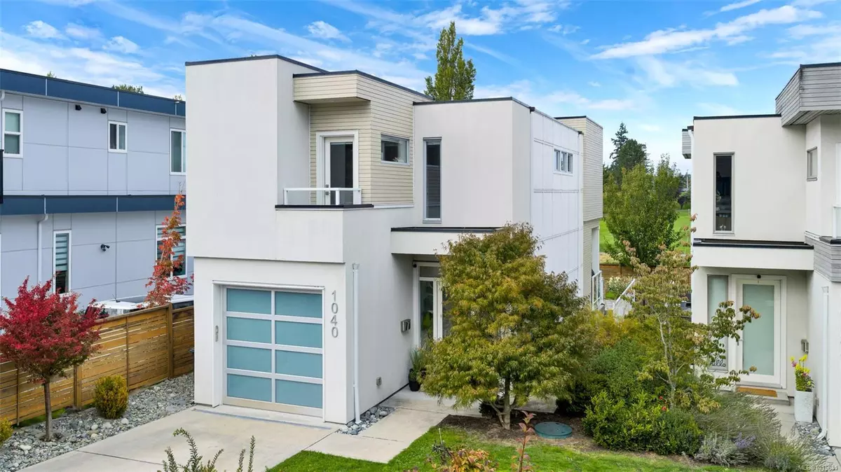 Esquimalt, BC V9A 4P7,1040 Colville Rd