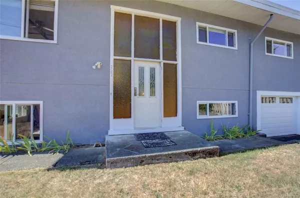 Lake Cowichan, BC V0R 1G0,227 Grants Lake Rd