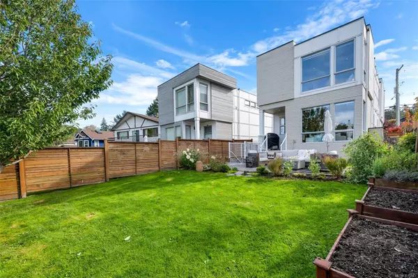 Esquimalt, BC V9A 4P7,1040 Colville Rd