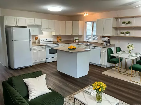 Campbell River, BC V9W 7Y4,2285 Canterbury Lane