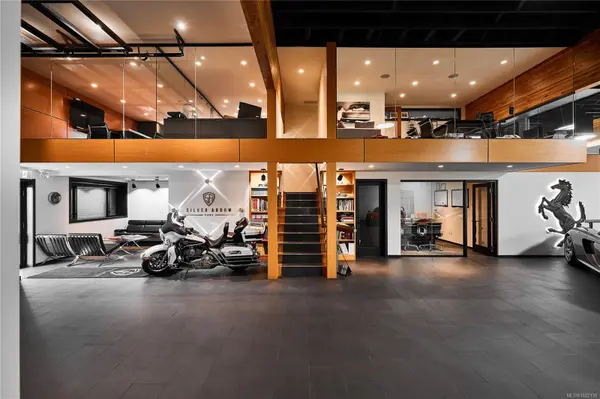 Victoria, BC V8T 2C7,565 David St