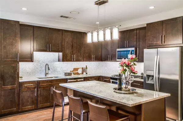 Dallas, TX 75205,4719 Cole Avenue #742