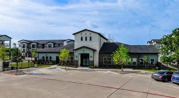 Denton, TX 76208,4600 E McKinney Street #2213