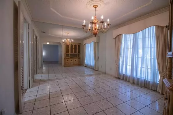 Edgecliff Village, TX 76134,6108 Ed Coady Road