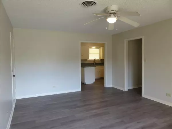 Pottsboro, TX 75076,604 E Fm 120