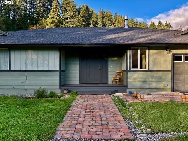 Gold Beach, OR 97444,94345 ORCHARD LN