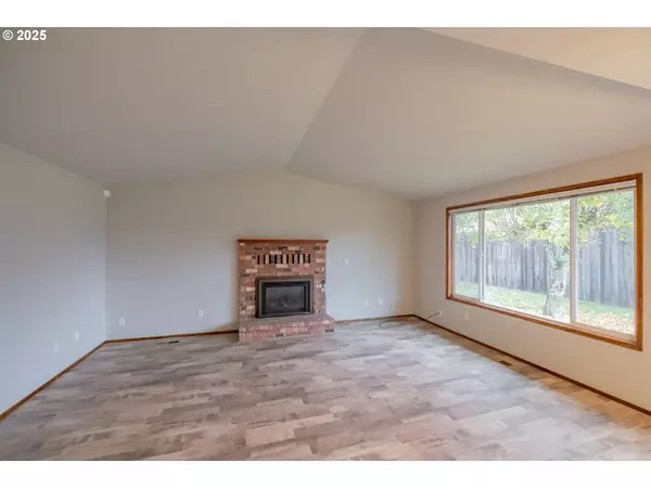 Albany, OR 97322,2473 GRAND PRAIRIE RD