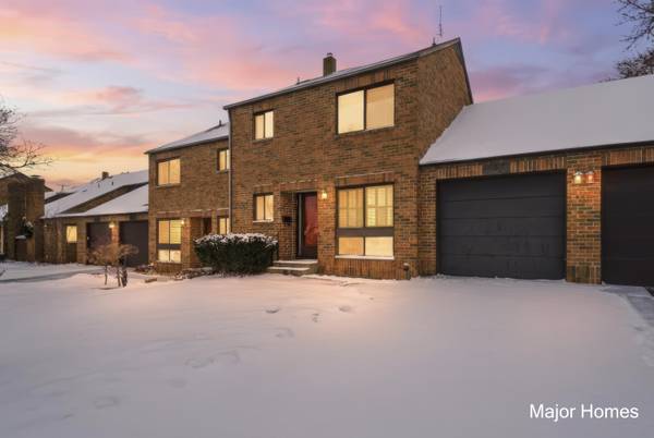 241 Heritage Commons ST SE, Grand Rapids, MI 49503