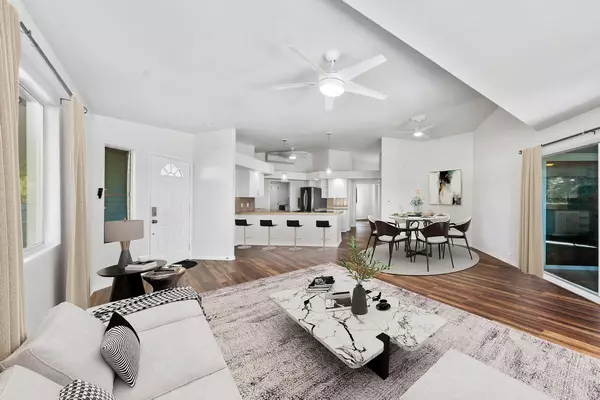 Kailua-kona, HI 96740,77-6377 KENIKA PL