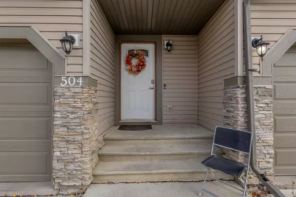 Airdrie, AB T4B 0B5,620 Luxstone LNDG SW #504