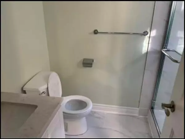 Toronto E08, ON M1K 4G3,954 Midland AVE