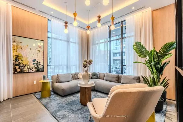 Milton, ON L9E 1S4,720 Whitlock AVE #805